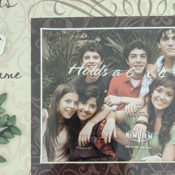 "Cousins are friends from the same family tree" wood and glass picture frame - Picture 4 of 9